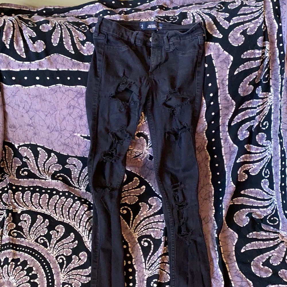 Ripped hollister jeans black